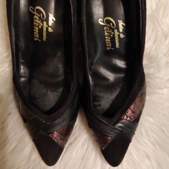 Vinatge velvety black heels - Picture 4 of 4